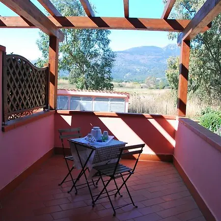 Complesso La Foce - Clima, Parcheggi, Spazi Esterni Privati Apartman *