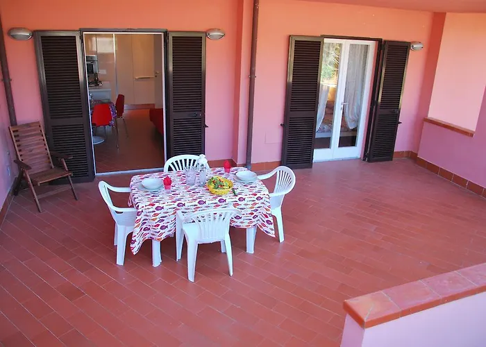 Complesso La Foce - Clima, Parcheggi, Spazi Esterni Privati *