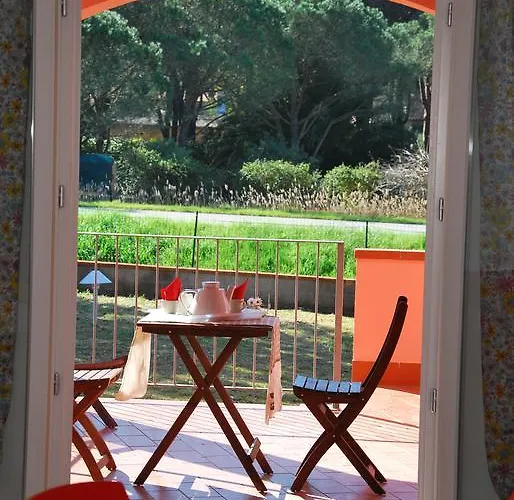 Complesso La Foce - Clima, Parcheggi, Spazi Esterni Privati Марина-ди-Кампо