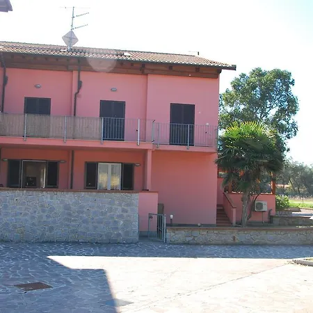 Complesso La Foce - Clima, Parcheggi, Spazi Esterni Privati